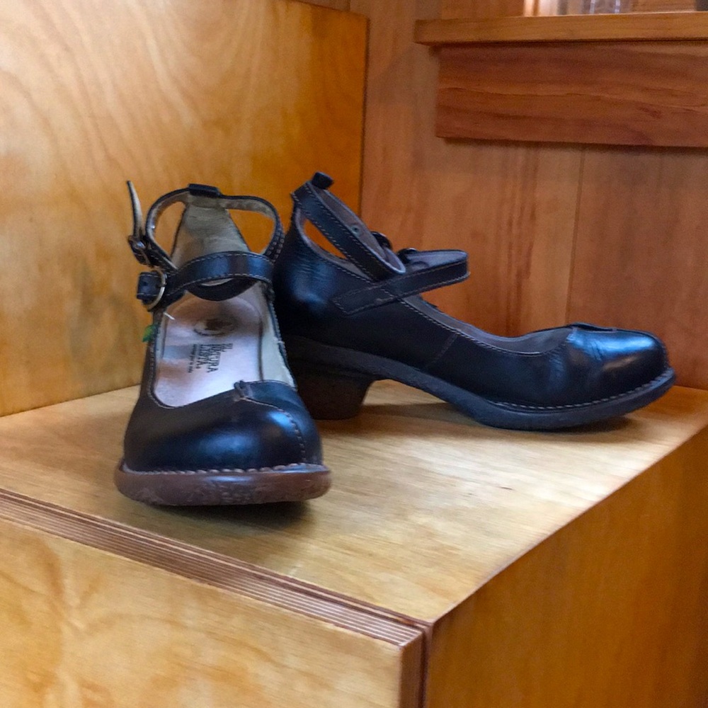 El Naturalista Black Shoes w/ heels EU41